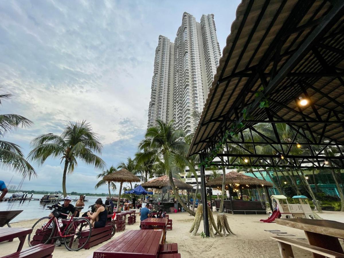 Danga Bay - 2br Timber Lounge - Dryer - Netflix Johor Bahru