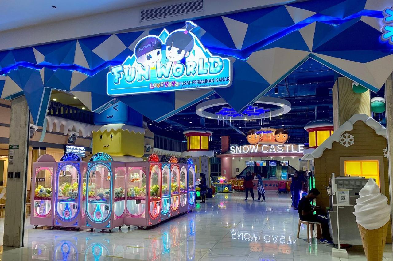Danga Bay - 2br Timber Lounge - Dryer - Netflix