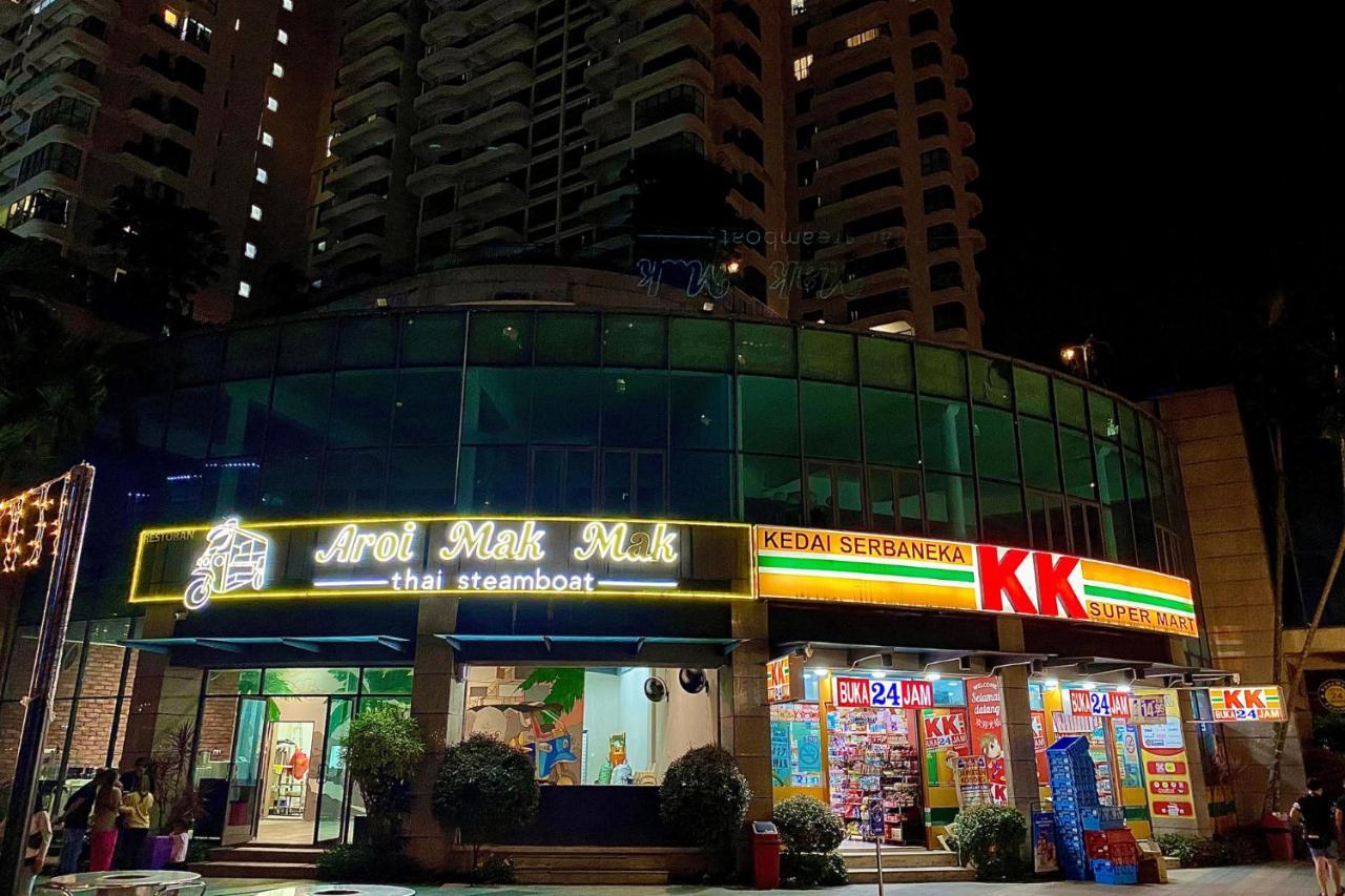 Danga Bay - 2br Timber Lounge - Dryer - Netflix Apartment